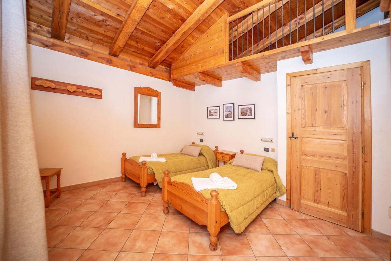 Residence Cascina Genzianella Oulx Zewnętrze zdjęcie